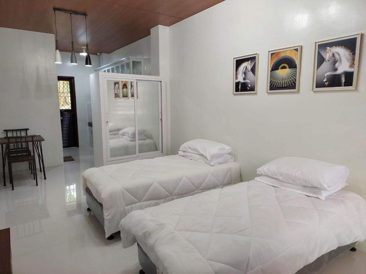 Flb Apartelle Los Banos Los Banos  Dış mekan fotoğraf