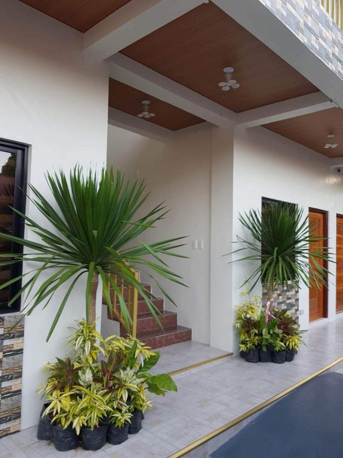 Flb Apartelle Los Banos Los Banos  Dış mekan fotoğraf